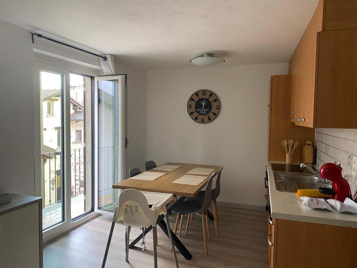 Casa Rosina - Caramella, Nel Nucleo, Ai Piedi Della Verzasca- Holiday home Gordola
